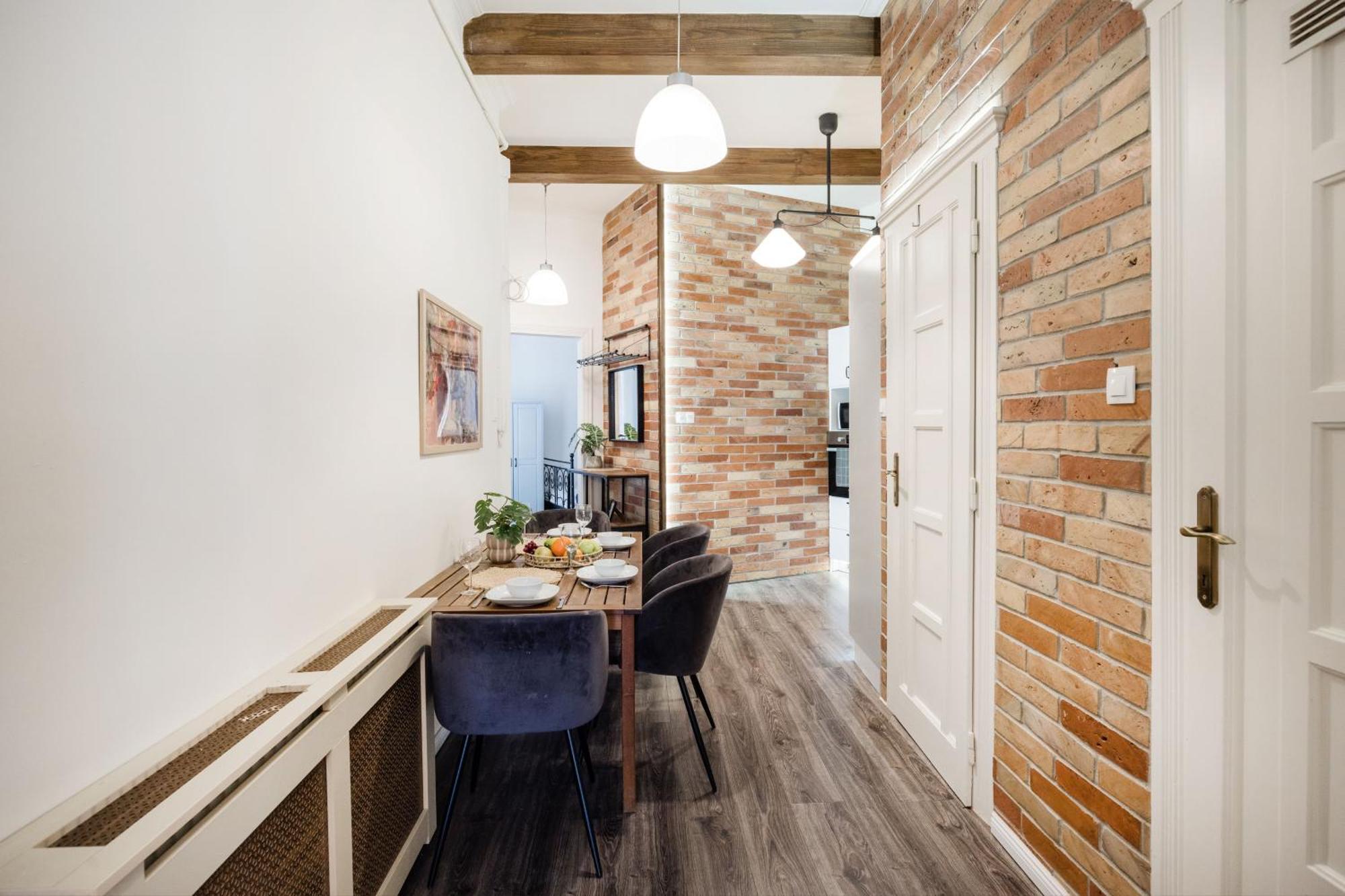 Magnificent Elegance By Magyar Street & Market Apartament
