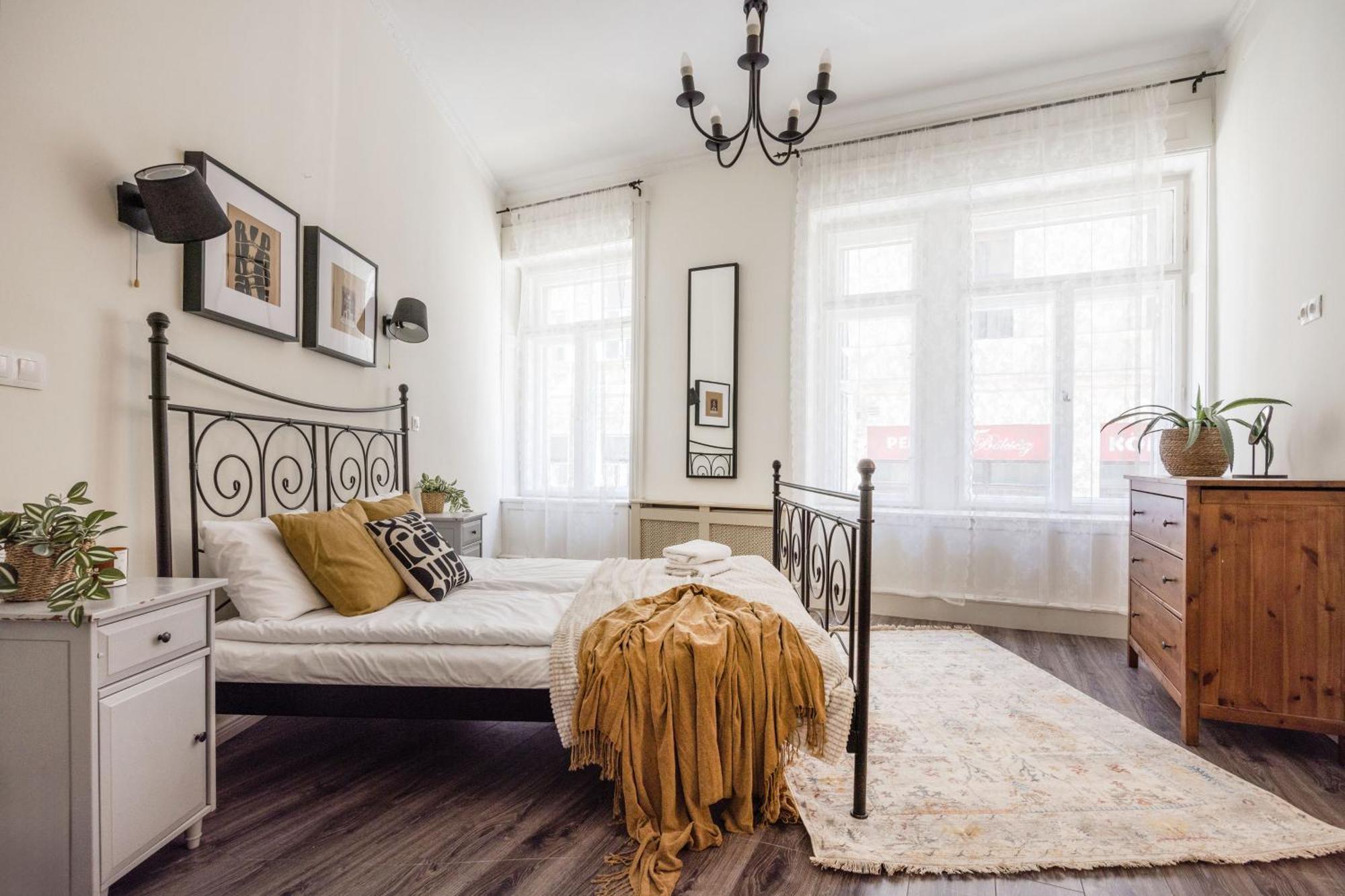 Apartament Magnificent Elegance By Magyar Street & Market