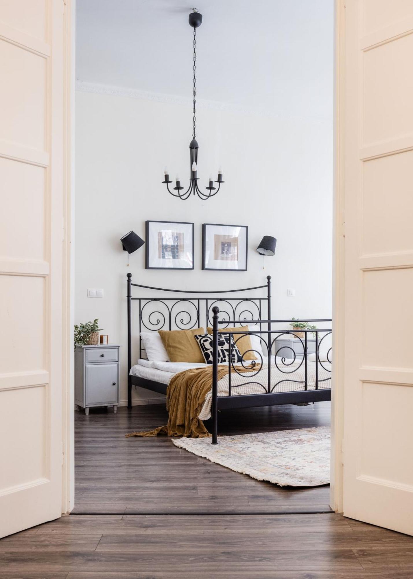 Magnificent Elegance By Magyar Street & Market Apartament