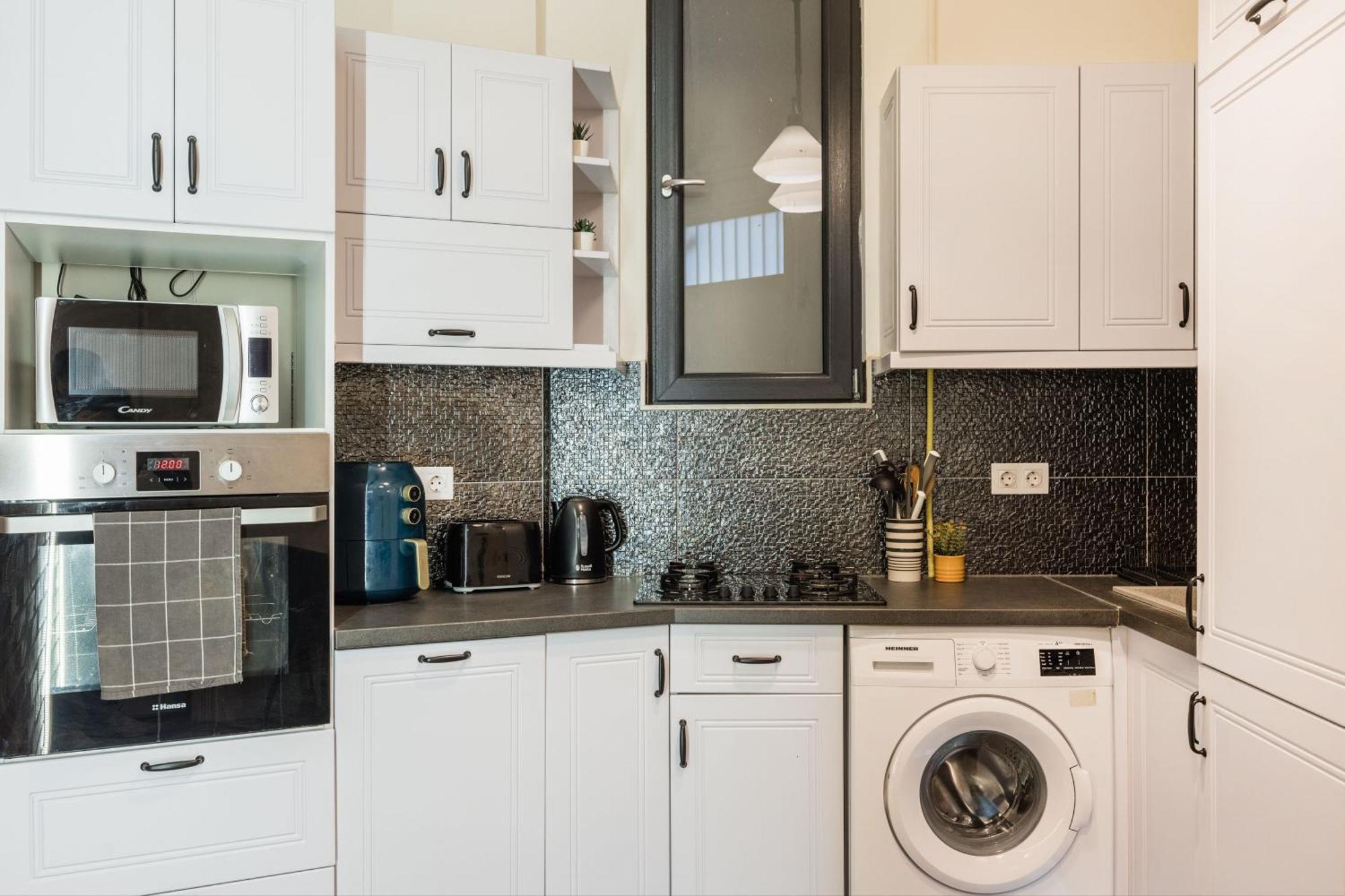 Magnificent Elegance By Magyar Street & Market Apartament *